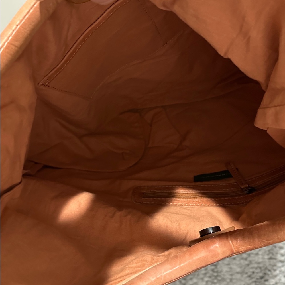 NWT-anthropologie leather tote - Picture 5 of 6